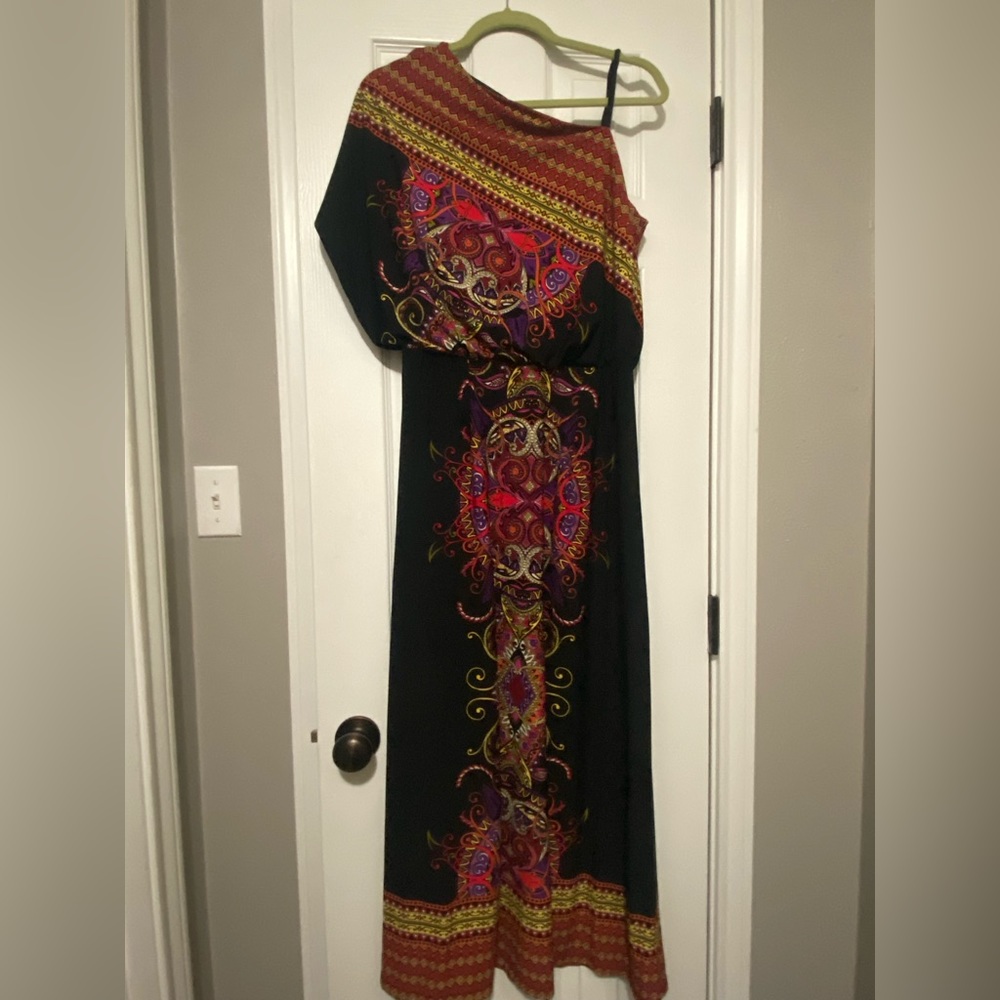 One shoulder dress